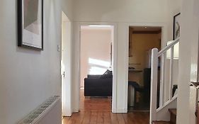 Large 3 Bed Apartment Glasgow West End Free Parking & Electric Vehicle Point